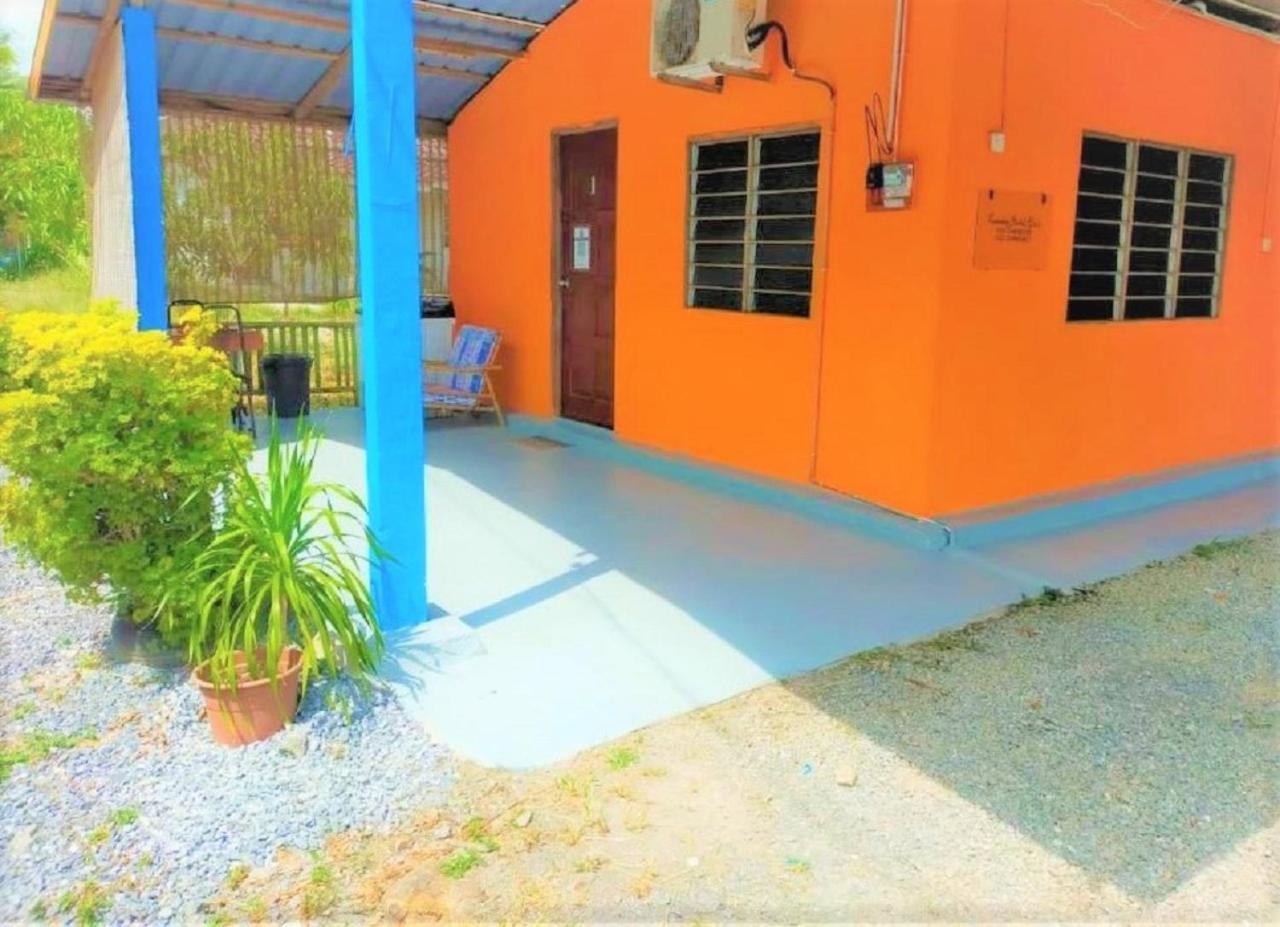 Roomstay Shahid Hou'Ze Kangar Kültér fotó